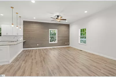 44 4th Avenue, Greenville, SC 29611 - Photo 13