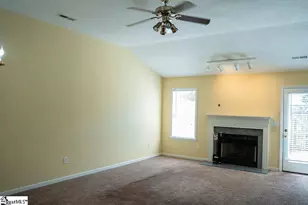 11 Hillside Glen Dr, Greer, SC 29650 - Photo 3