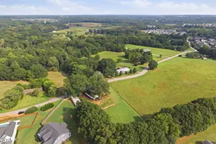 125 Parker Slatton Rd, Simpsonville, SC 29681 - Photo 25