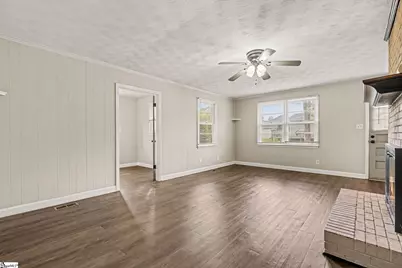 2 Ayersdale Drive, Taylors, SC 29687 - Photo 5