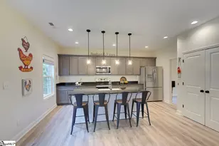 54 Lakeview Rd, Fountain Inn, SC 29644 - Photo 11