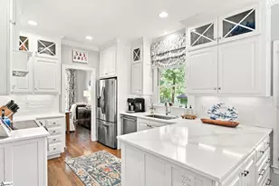 111 Fuller St, Greenville, SC 29605 - Photo 15