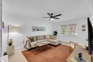 123 Mountain Chase Dr, Taylors, SC 29687 - Photo 5
