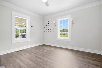19 Clemson Street, Liberty, SC 29657 - Photo 11