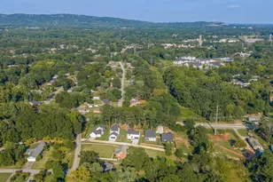 323 Hunts Bridge Rd, Greenville, SC 29617 - Photo 31