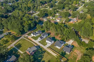 323 Hunts Bridge Rd, Greenville, SC 29617 - Photo 29