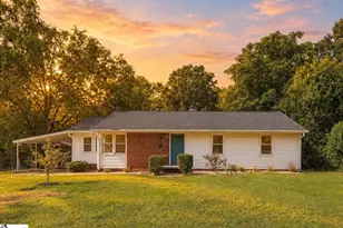 218 Elaine Ave, Taylors, SC 29687 - Photo 1