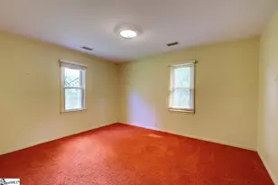 1206 Lakeview Dr, Greenville, SC 29611 - Photo 21