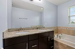22 Irvington Dr, Greer, SC 29650 - Photo 25