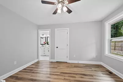 22 Gurley Avenue, Greenville, SC 29605 - Photo 17
