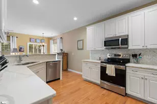 306 Jockey Ct, Simpsonville, SC 29681 - Photo 9