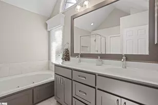 110 E Hypericum Ln, Greenville, SC 29615 - Photo 29