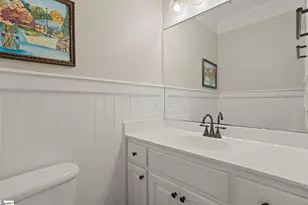 110 E Hypericum Ln, Greenville, SC 29615 - Photo 23