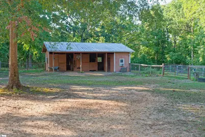 700 N Trade   (B) Avenue, Landrum, SC 29536 - Photo 31