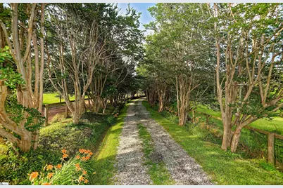 700 N Trade   (B) Avenue, Landrum, SC 29536 - Photo 5