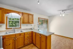 375 Gravley Rd, Pickens, SC 29671 - Photo 15