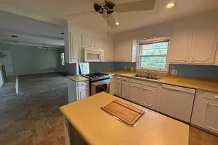 307 Spruce St, Clinton, SC 29325 - Photo 9