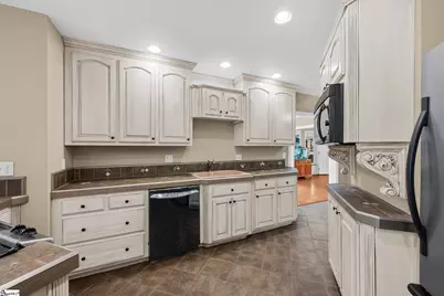 709 W Main Street, Pickens, SC 29671 - Photo 15