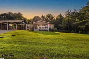107 Fielding Ln, Fountain Inn, SC 29644 - Photo 3