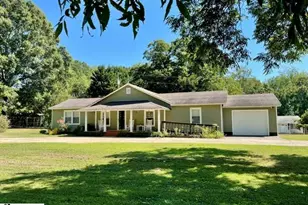 554 Green River Rd, Gaffney, SC 29341 - Photo 1