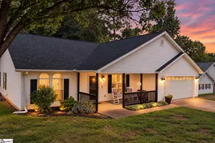501 Hill Ln, Mauldin, SC 29652 - Photo 1