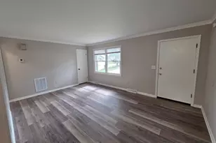 303 Jonesville Rd, Simpsonville, SC 29680 - Photo 5