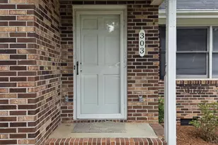 303 Jonesville Rd, Simpsonville, SC 29680 - Photo 3