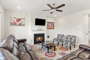 100 White Dutch Ln, Greenville, SC 29607 - Photo 5
