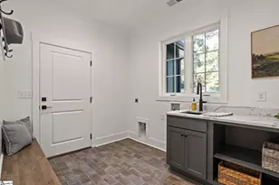 208 Forest Park Dr, Simpsonville, SC 29681 - Photo 5
