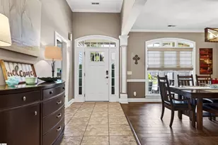 8 Garden Corners Ct, Simpsonville, SC 29681 - Photo 3