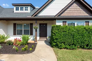 430 Peaksview Dr, Simpsonville, SC 29681 - Photo 3