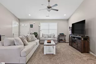430 Peaksview Dr, Simpsonville, SC 29681 - Photo 5