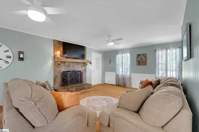 105 Sunset Court, Easley, SC 29642 - Photo 9