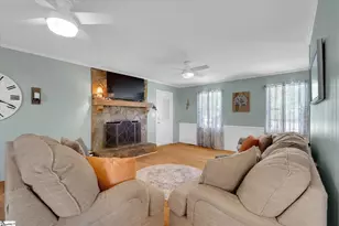105 Sunset Ct, Easley, SC 29642 - Photo 9