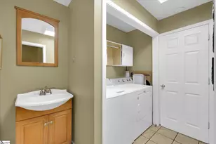 105 Sunset Ct, Easley, SC 29642 - Photo 17