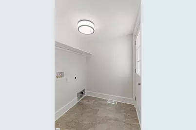6 Beverly Avenue, Greenville, SC 29605 - Photo 15