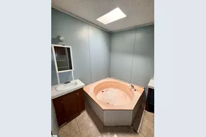 604 Bar B Villa Road, Clinton, SC 29325 - Photo 13