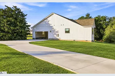 403 Anderson Avenue, Westminster, SC 29693 - Photo 3