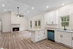 7406 S Pine St, Pacolet, SC 29372 - Photo 11