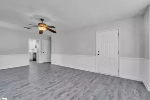 114 Saturn Ln, Greer, SC 29651 - Photo 7