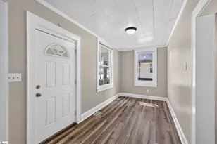 19 N Washington Ave, Greenville, SC 29611 - Photo 7