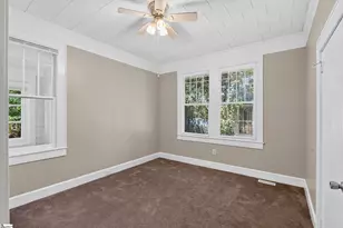 19 N Washington Ave, Greenville, SC 29611 - Photo 15