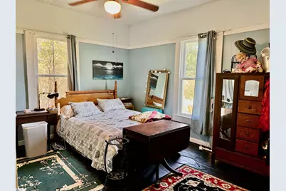 206 E Greenwood Street, Landrum, SC 29356 - Photo 3