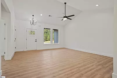 171 Easy Street, Wellford, SC 29385 - Photo 5