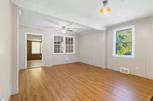 118 Briarwood Rd, Spartanburg, SC 29301 - Photo 13