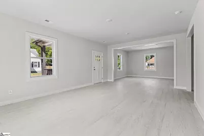 110 Lowe Street, Union, SC 29379 - Photo 5