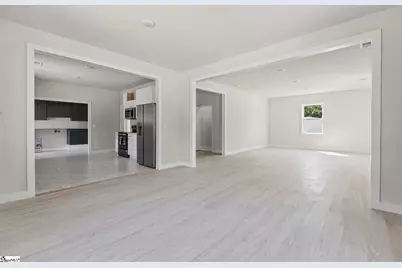 110 Lowe Street, Union, SC 29379 - Photo 7