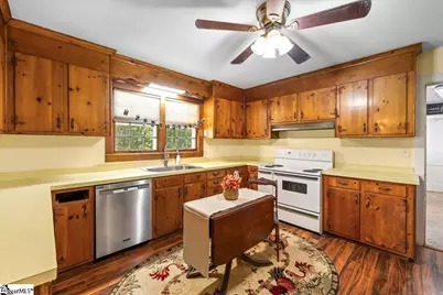 324 Mary Ann Street, Easley, SC 29640 - Photo 13