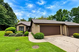 331 Skylark Cir, Greer, SC 29650 - Photo 1