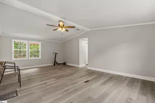 162 Crest Cir, Spartanburg, SC 29302 - Photo 23